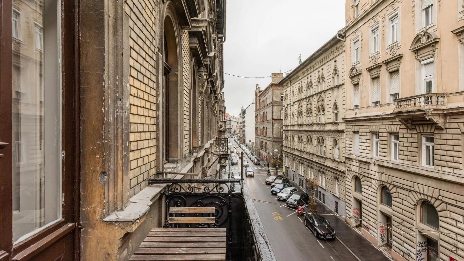 דירה בודפשט Bright & Grand With 4 Bedrooms By New York Cafe